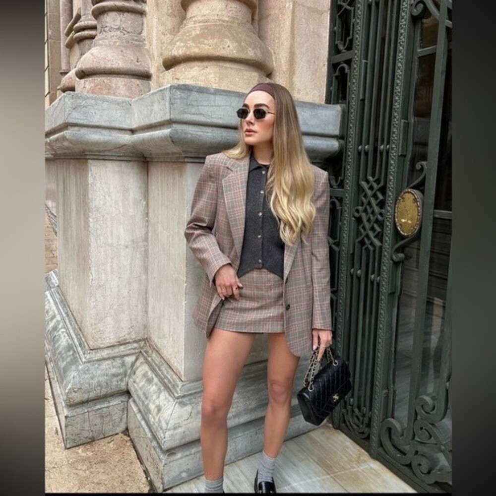 ZARA PLAID SKORT
